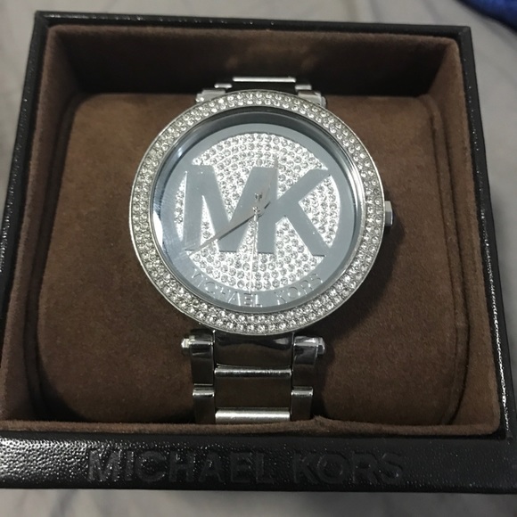 Michael Kors watch - Picture 1 of 3